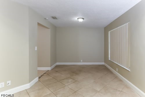 3 Bed SingleFamilyResidence for Sale in Deerfield Beach, photo 5