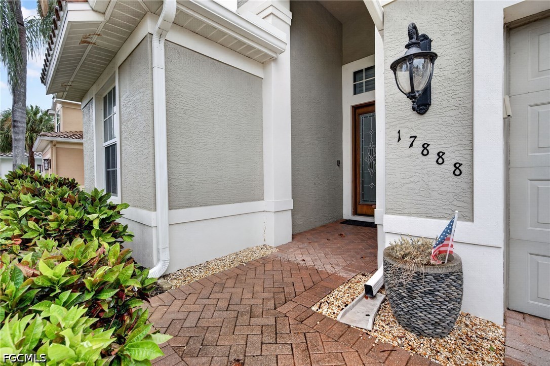 2 Bed Pool Home for Sale in Tivoli, photo 5