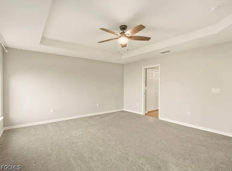 3 Bed SingleFamilyResidence for Sale in Riverview, photo 5