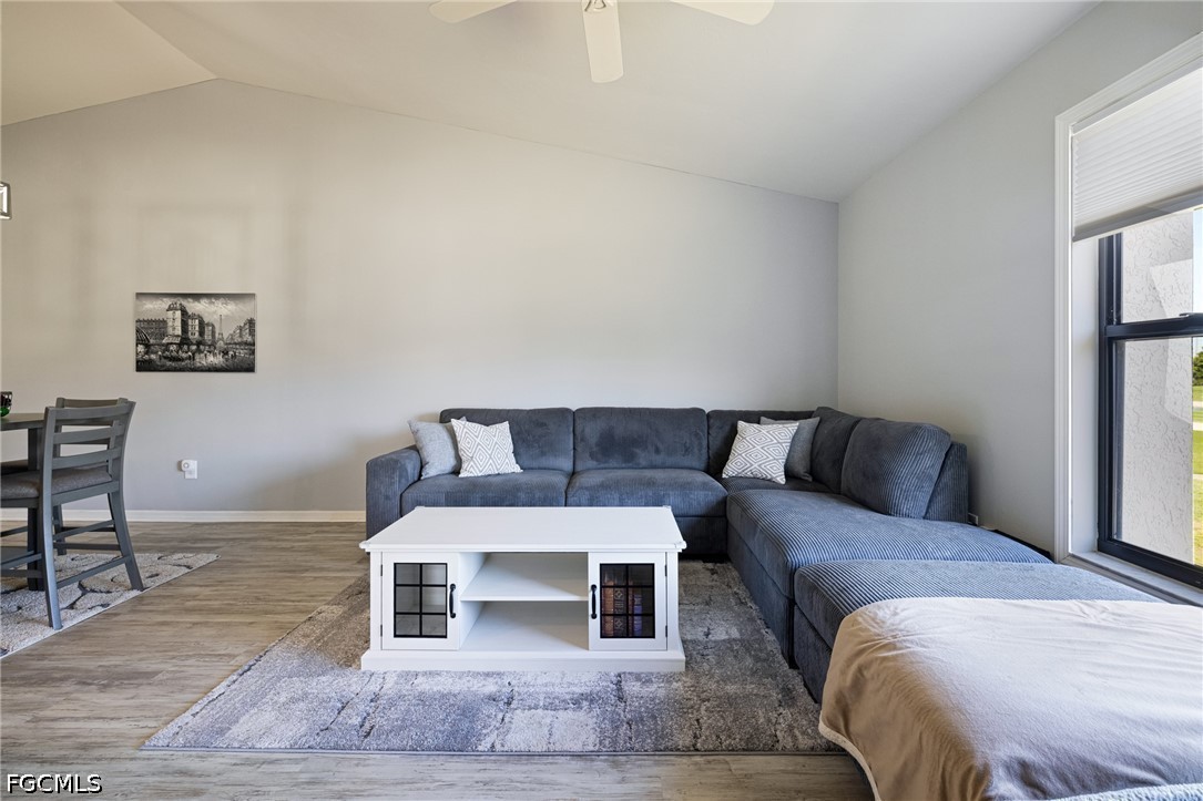 2 Bed Condominium for Sale in Oakmont Village, photo 5