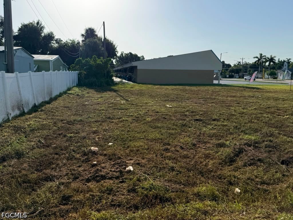 Retail for Sale in North Fort Myers, photo 5