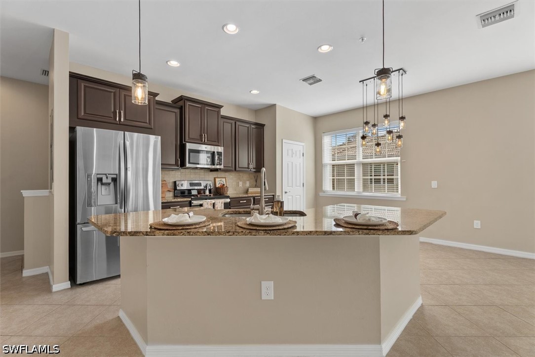 3 Bed Condominium for Sale in Fort Myers, photo 5
