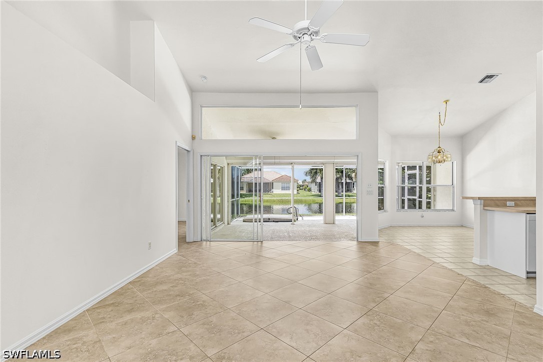 3 Bed Waterfront Home for Sale in Naples, photo 5