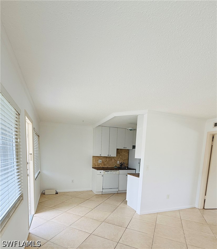 1 Bed Condominium for Sale in Royal Palm Point, photo 5
