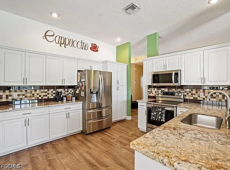 3 Bed Pool Home for Sale in Parkland, photo 5