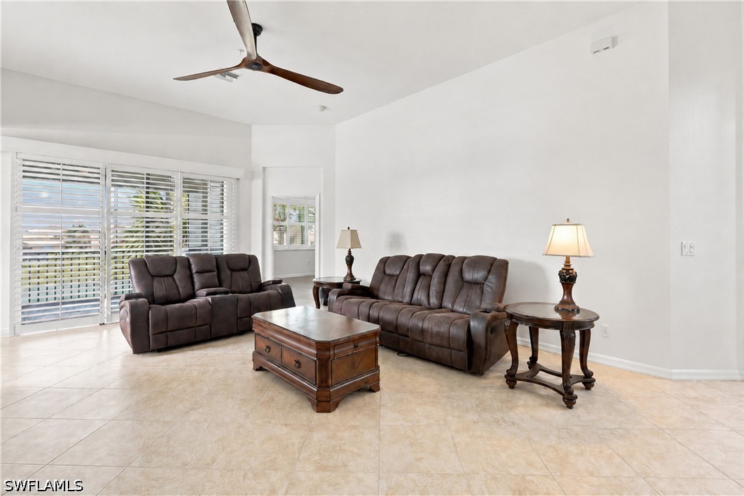 3 Bed Waterfront Home for Sale in Ashton Oaks, photo 5