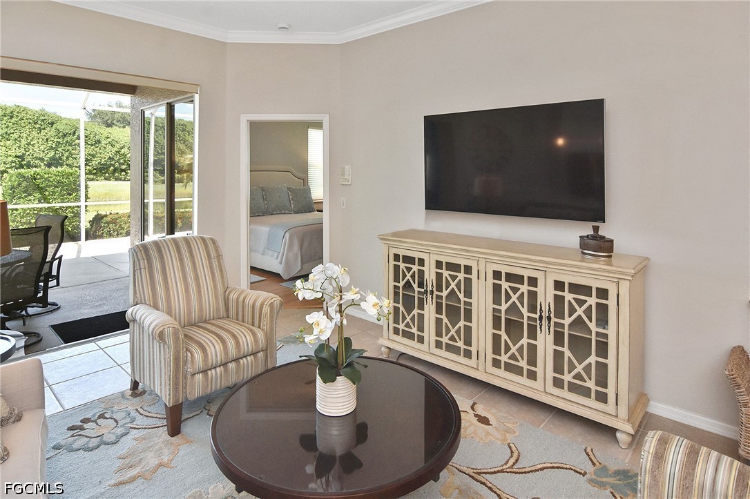 2 Bed Waterfront Home for Sale in Lakemont, photo 5