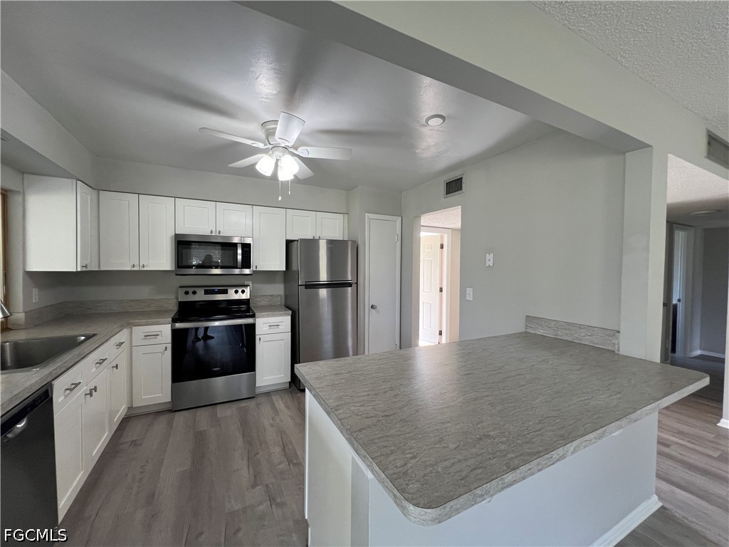 2 Bed Condominium for Sale in Waterway Estates, photo 5