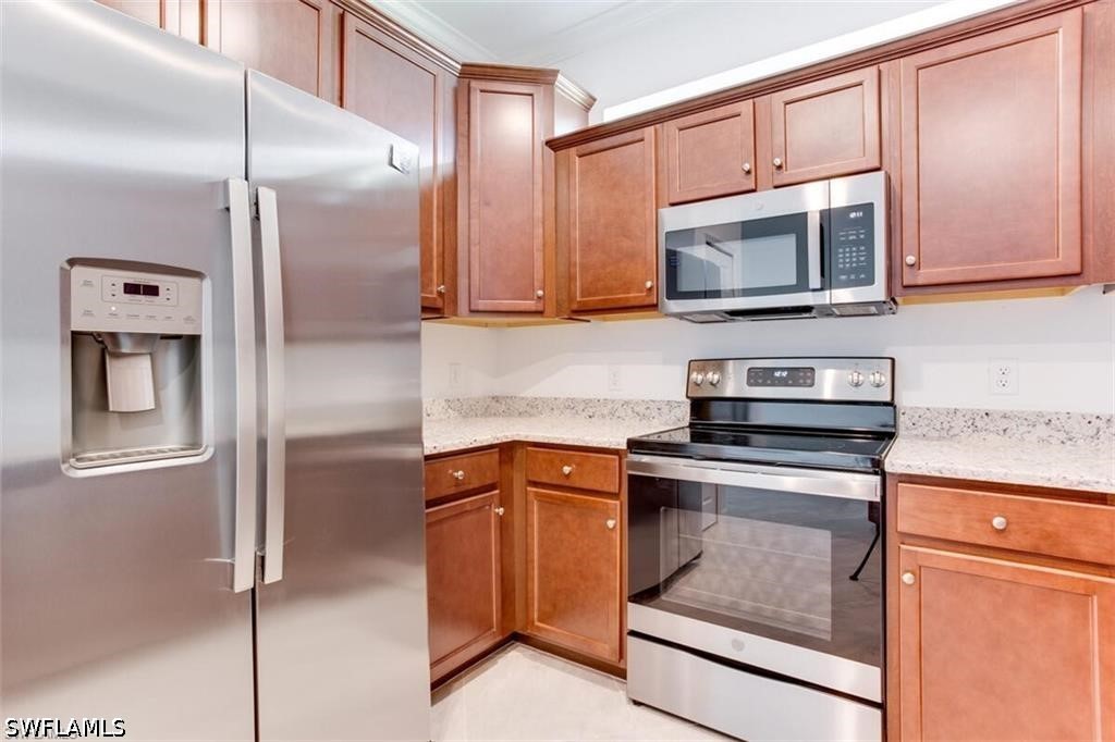 2 Bed Attached for Sale in Naples, photo 5