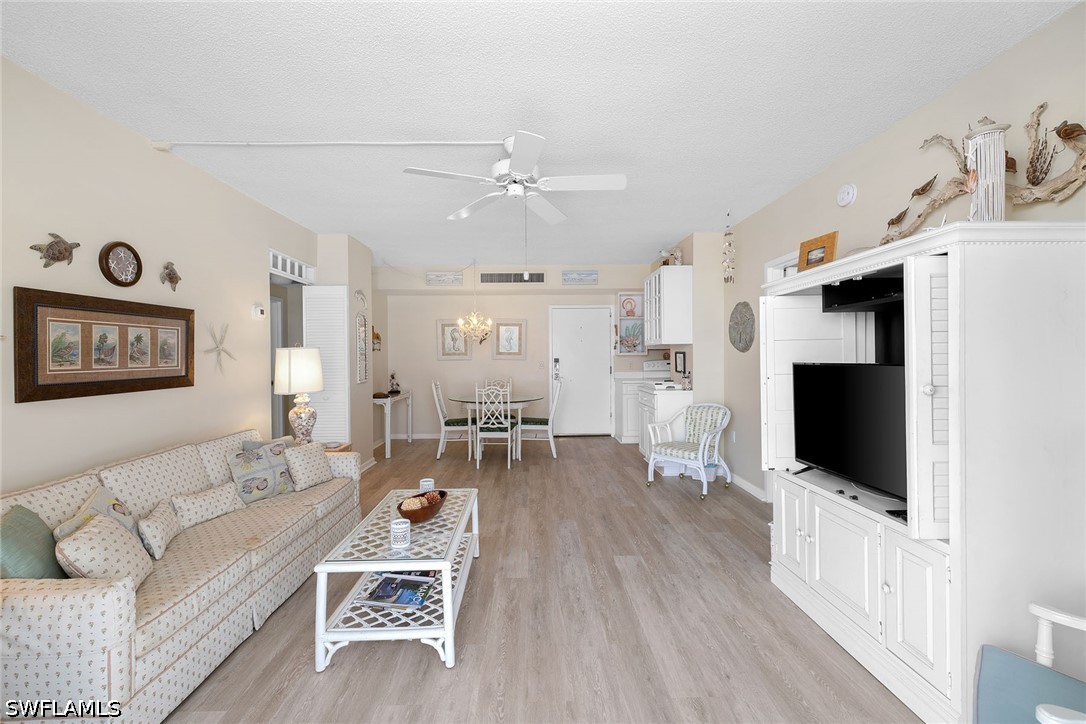 2 Bed Waterfront Home for Sale in Marco Island, photo 5