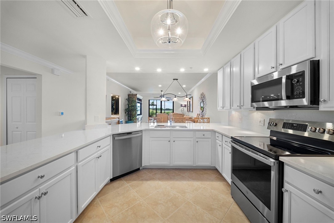 3 Bed Condominium for Sale in Heritage Bay, photo 5