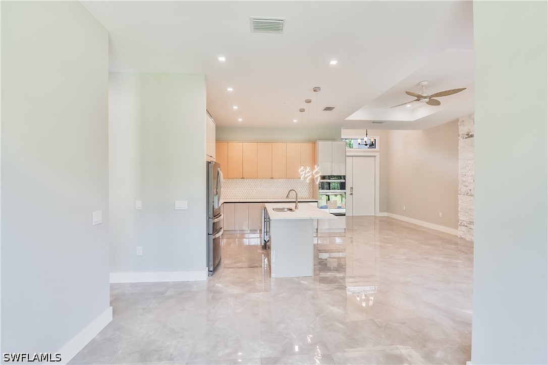 3 Bed SingleFamilyResidence for Sale in Naples, photo 5