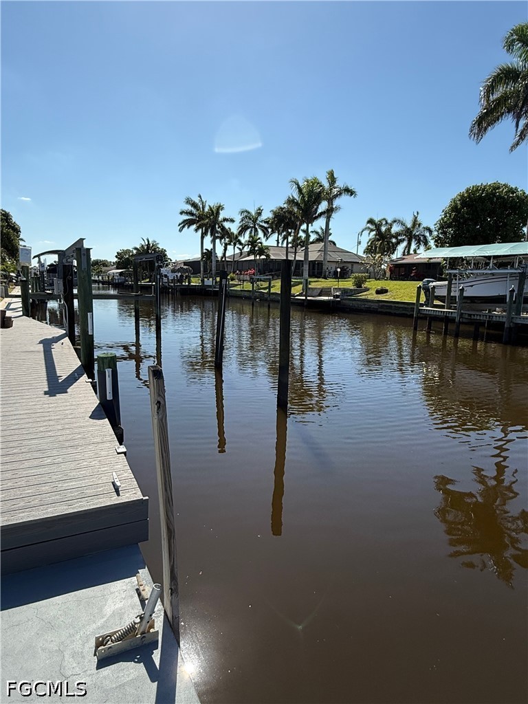 3 Bed Pool Home for Sale in Cape Coral, photo 5