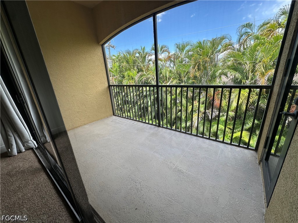 3 Bed Condominium for Sale in Tuscany Villas, photo 5