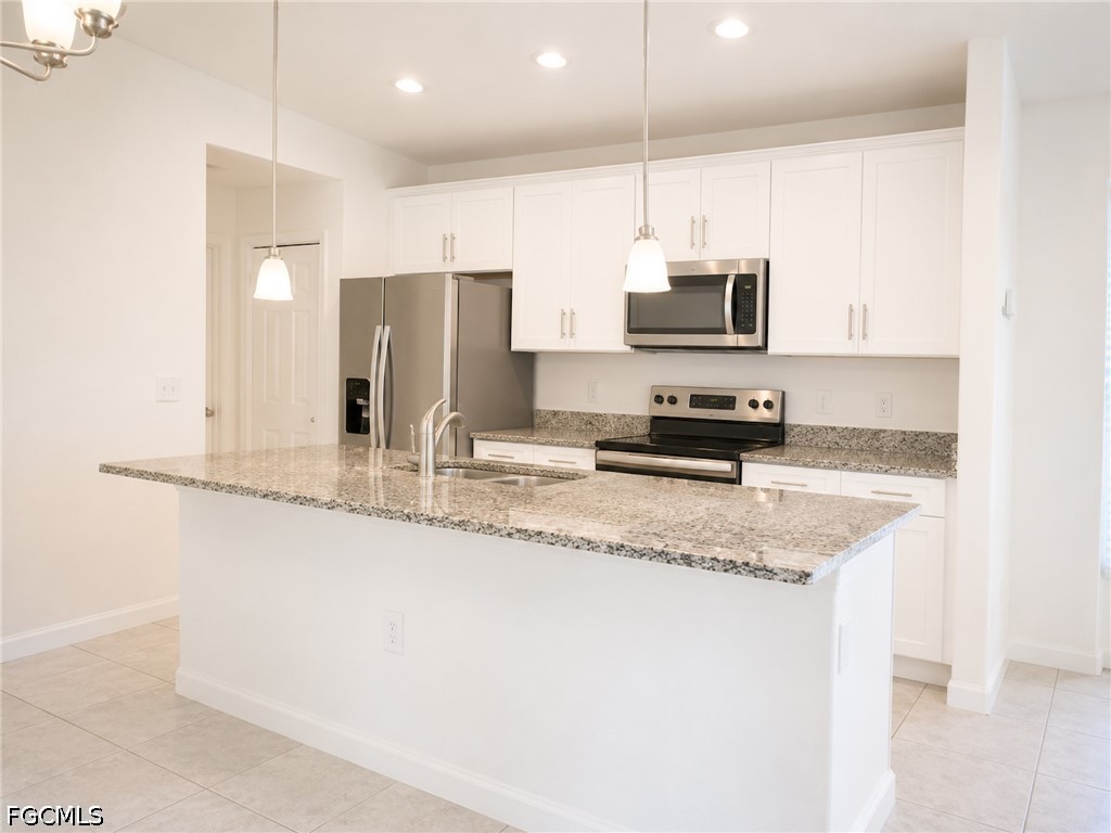 4 Bed Waterfront Home for Sale in Cape Coral, photo 5
