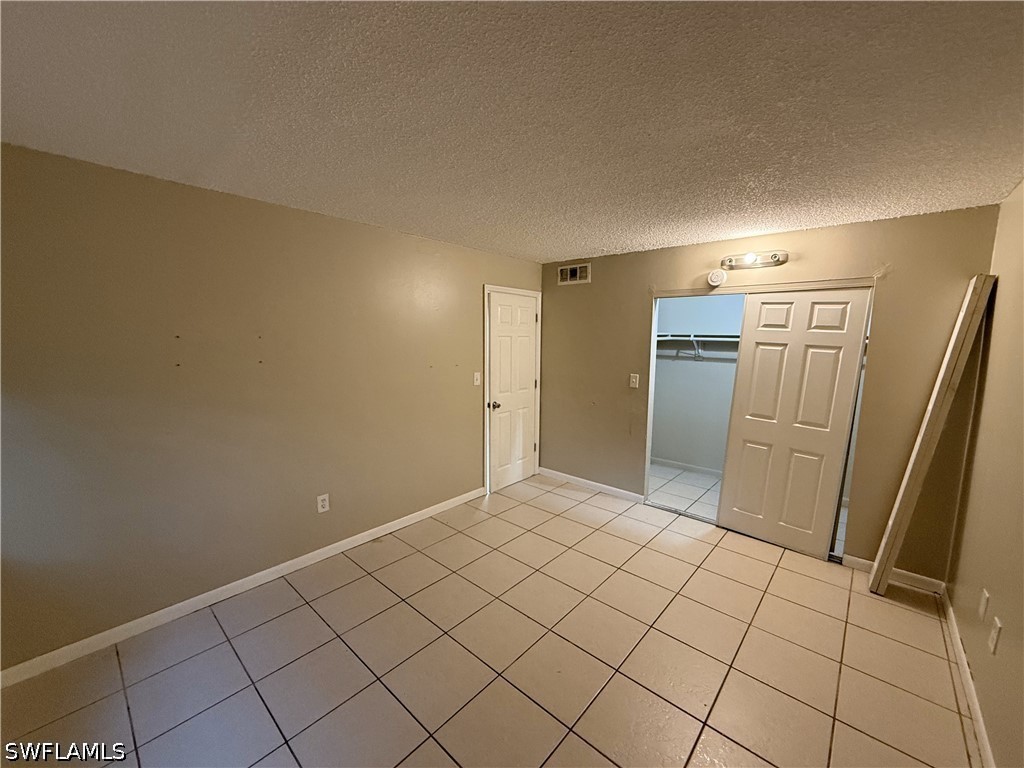 1 Bed Condominium for Sale in Fort Myers, photo 5