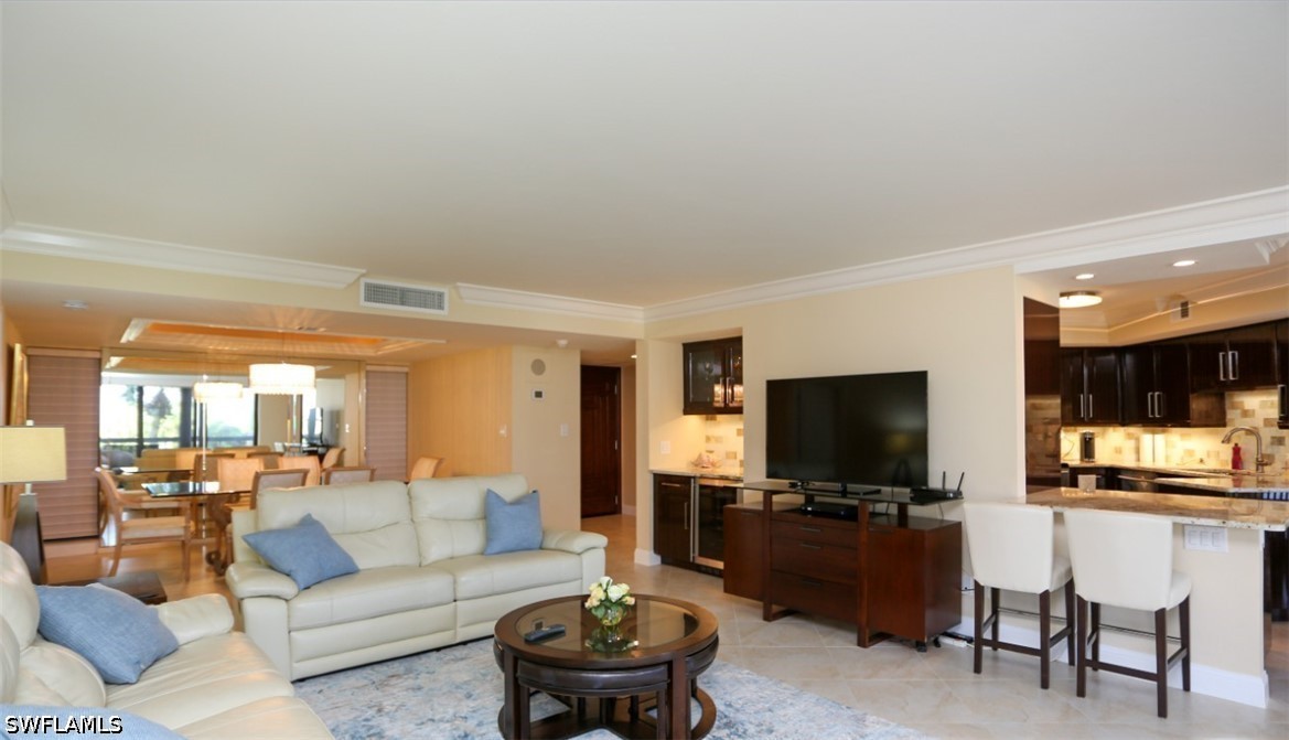 2 Bed Waterfront Home for Sale in Park Shore, photo 5