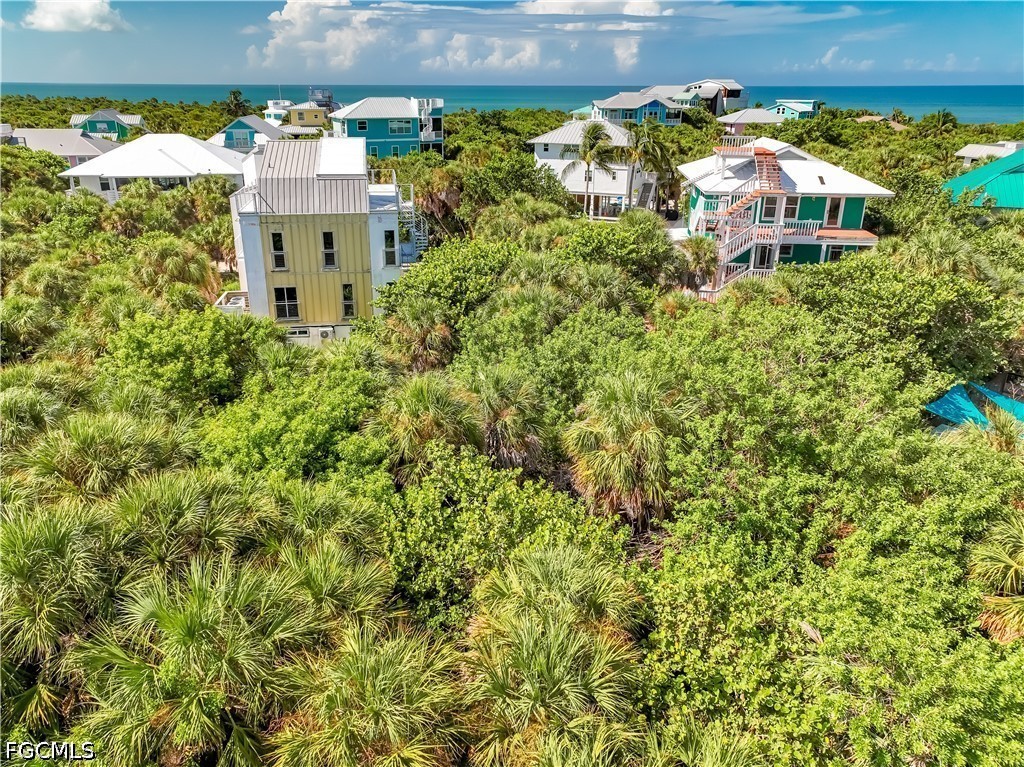 Residential for Sale in Upper Captiva, photo 5