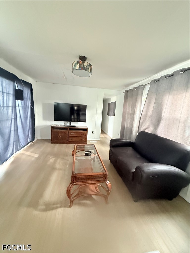 2 Bed Waterfront Home for Sale in Flamingo Bay, photo 5