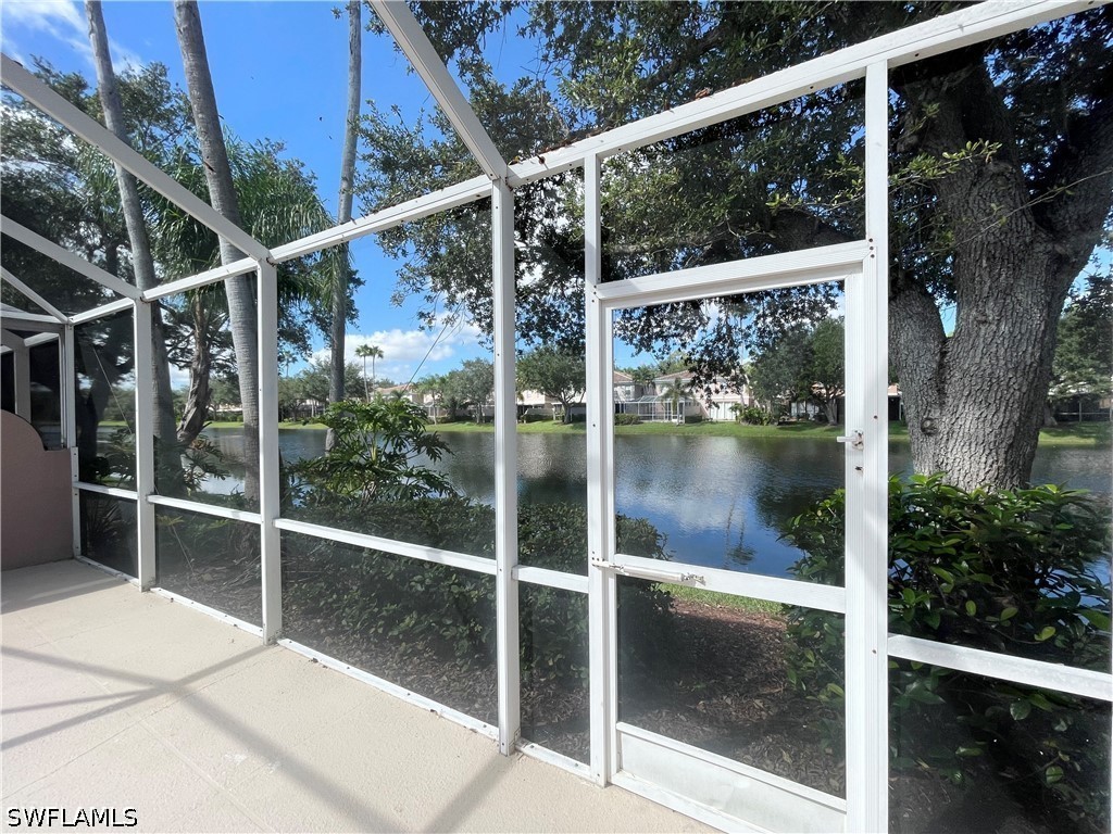 3 Bed Waterfront Home for Sale in The Cove, photo 5