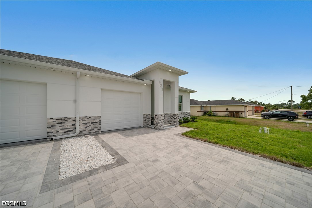 6 Bed Duplex for Sale in Lehigh Acres, photo 5