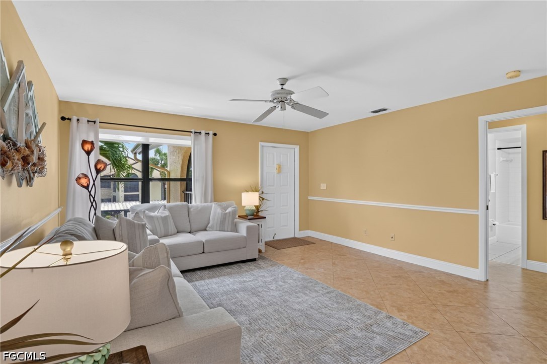 3 Bed Condominium for Sale in Fort Myers, photo 5