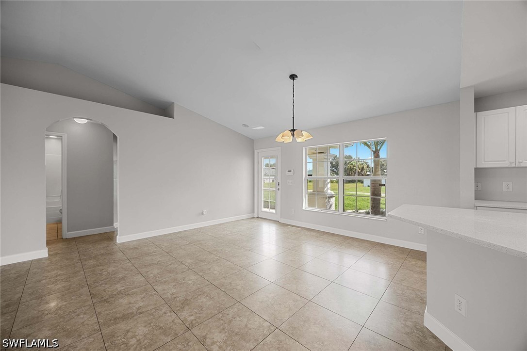3 Bed SingleFamilyResidence for Sale in Cape Coral, photo 5