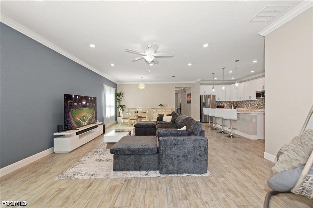 4 Bed SingleFamilyResidence for Sale in Brightwater, photo 5