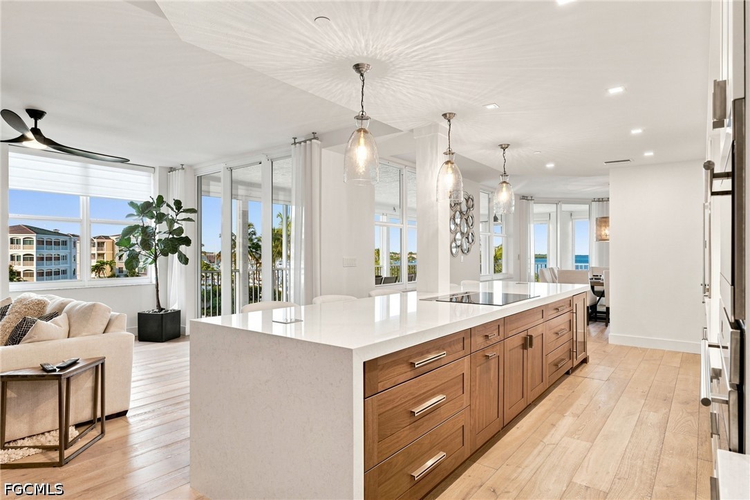 3 Bed Waterfront Home for Sale in The Shores, photo 5