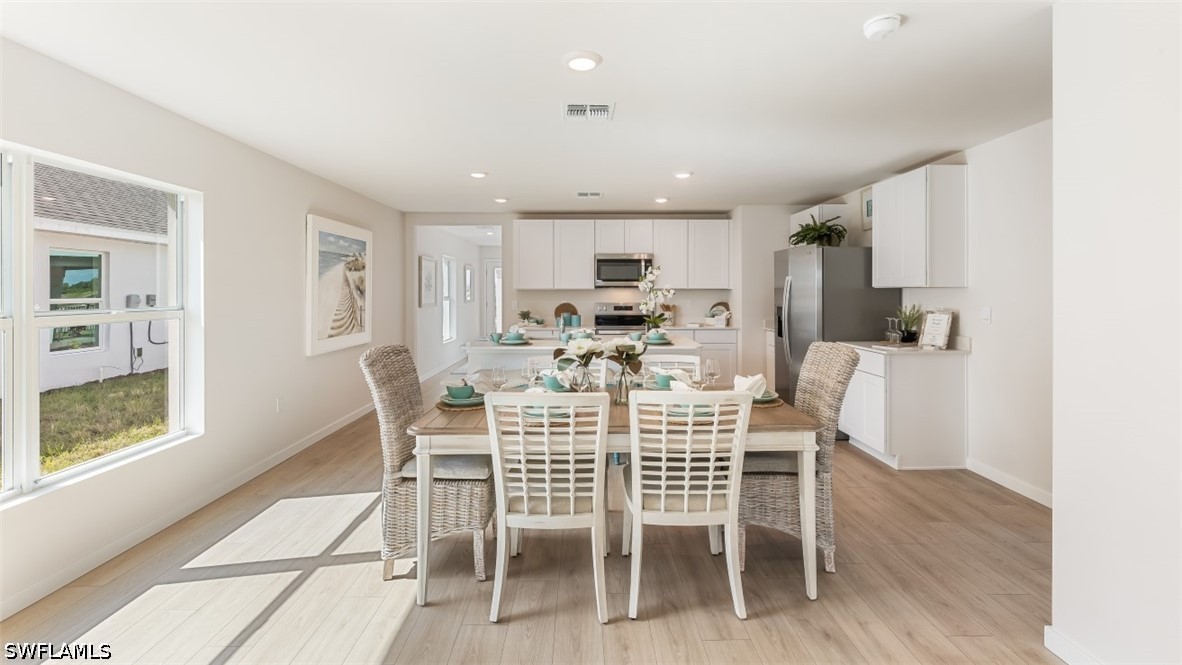 3 Bed SingleFamilyResidence for Sale in Bentley Crossing, photo 5