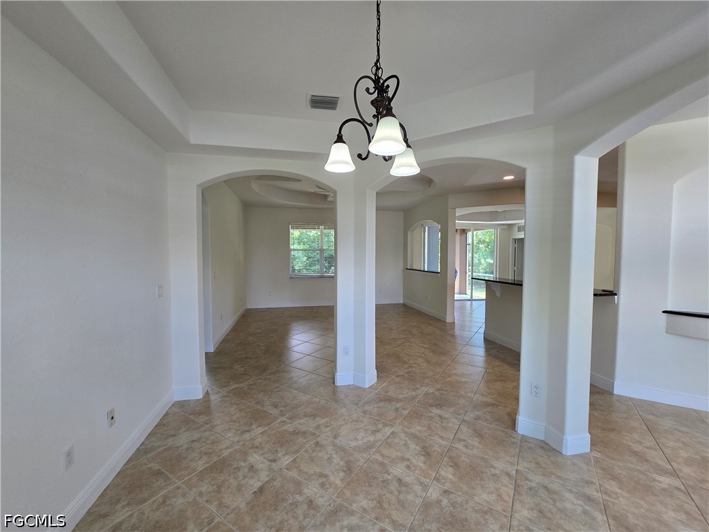 3 Bed SingleFamilyResidence for Sale in Lehigh Acres, photo 5