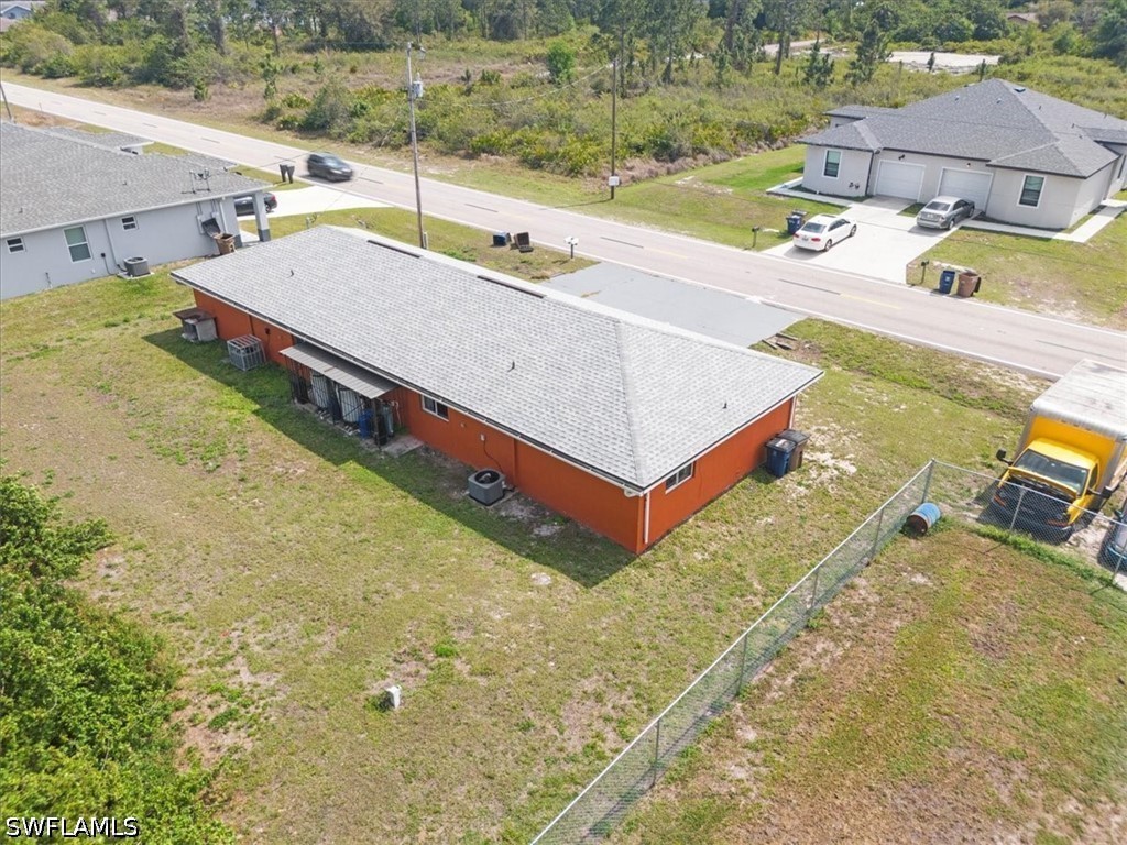6 Bed Waterfront Home for Sale in Lehigh Acres, photo 5