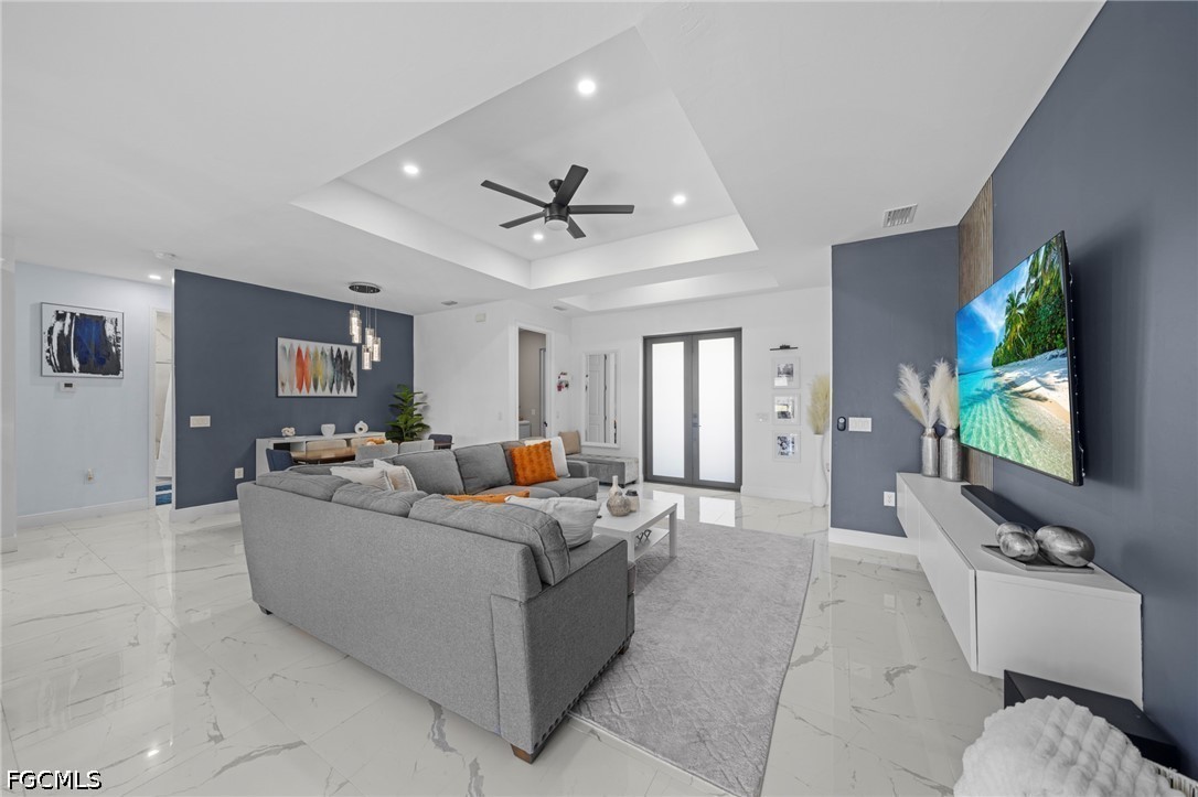 4 Bed SingleFamilyResidence for Sale in Lehigh Acres, photo 5
