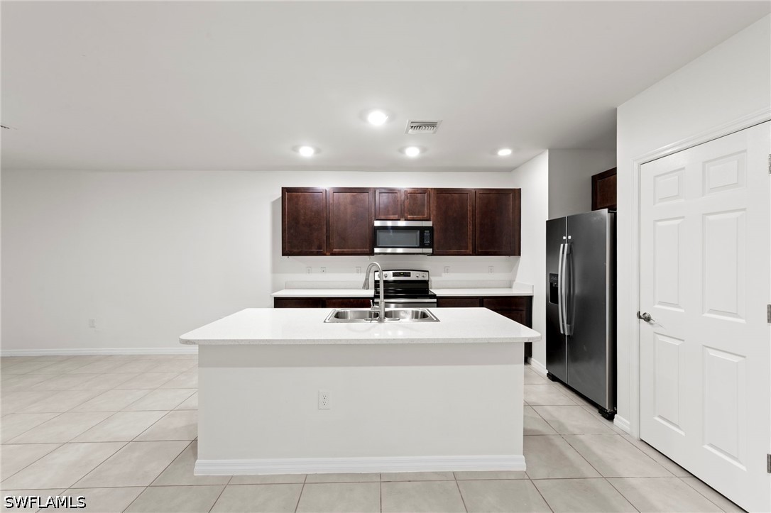 3 Bed Townhouse for Sale in Meadowood, photo 5