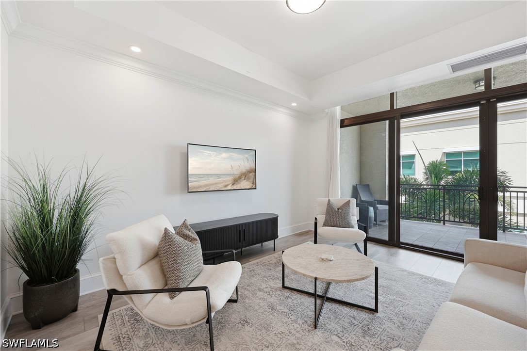 2 Bed Condominium for Sale in The Strada, photo 5