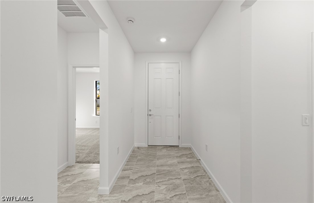 3 Bed SingleFamilyResidence for Sale in Alva, photo 5