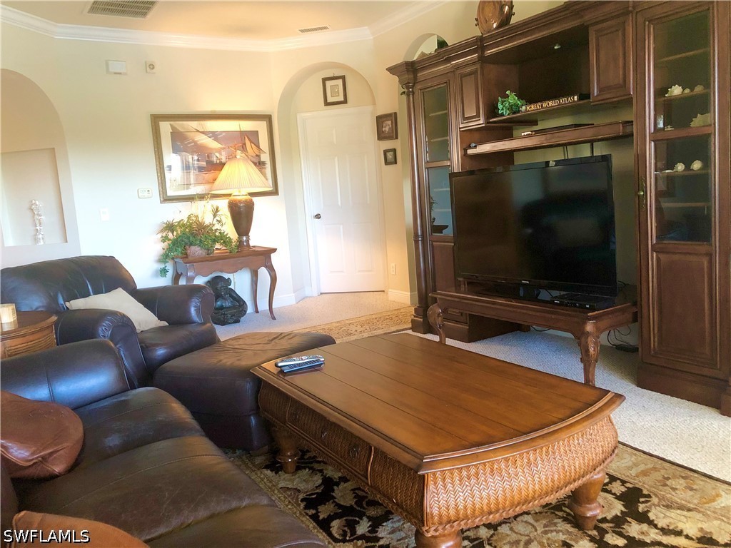 2 Bed Waterfront Home for Sale in Fort Myers, photo 5