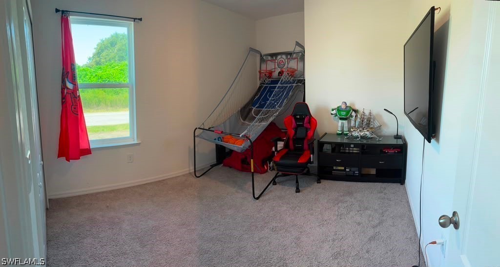4 Bed SingleFamilyResidence for Sale in Lehigh Acres, photo 5