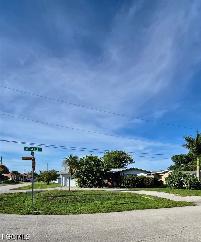 2 Bed Waterfront Home for Sale in Yacht Club, photo 5