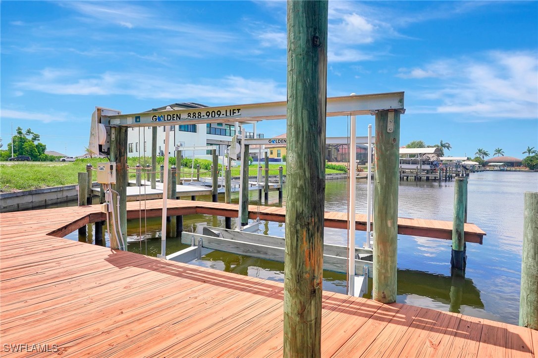 3 Bed Pool Home for Sale in Cape Coral, photo 41