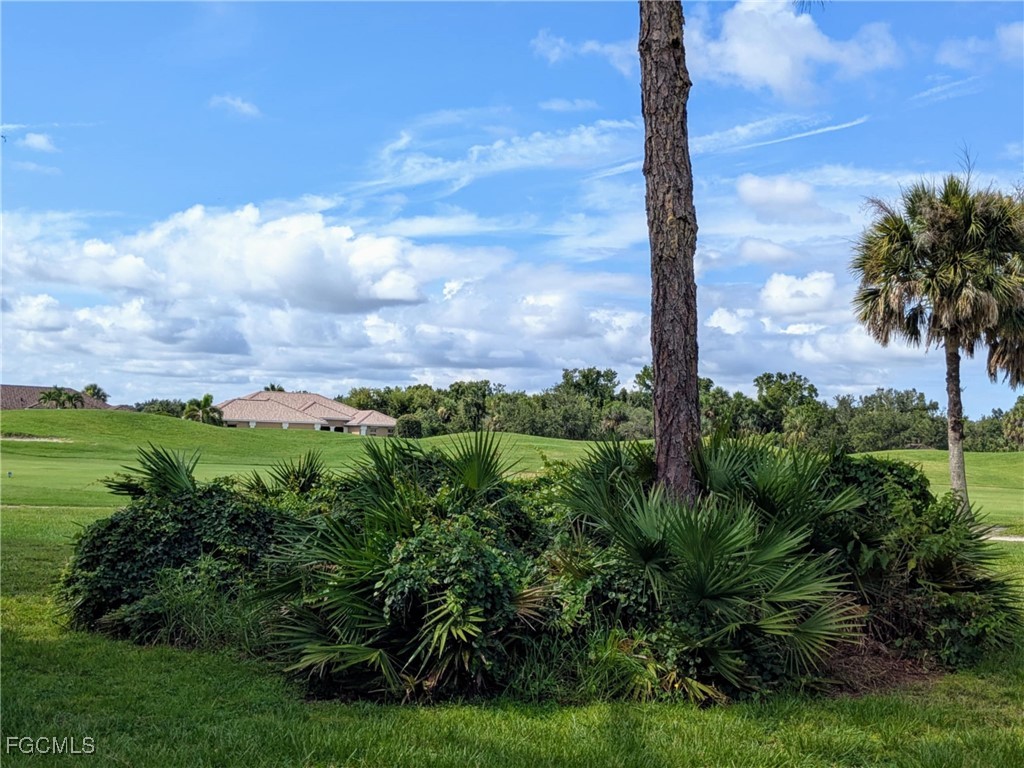 3 Bed SingleFamilyResidence for Sale in Seminole, FL — photo 41