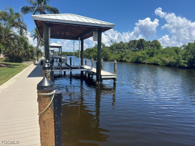 2 Bed Waterfront Home for Sale in Bokeelia, photo 41