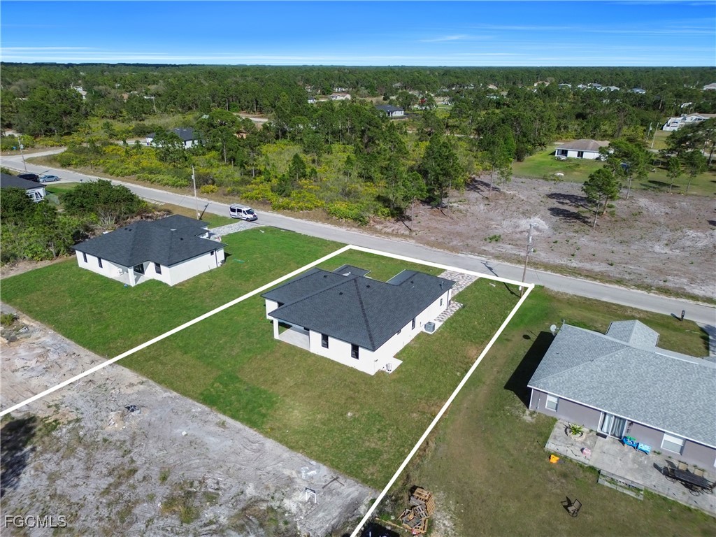 3 Bed SingleFamilyResidence for Sale in Lehigh Acres, photo 41