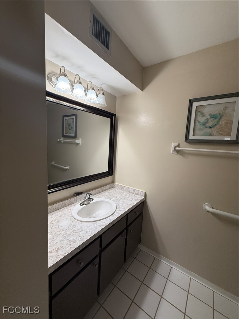 2 Bed Condominium for Sale in Greenwood Condo, FL, $114,500 — photo 41