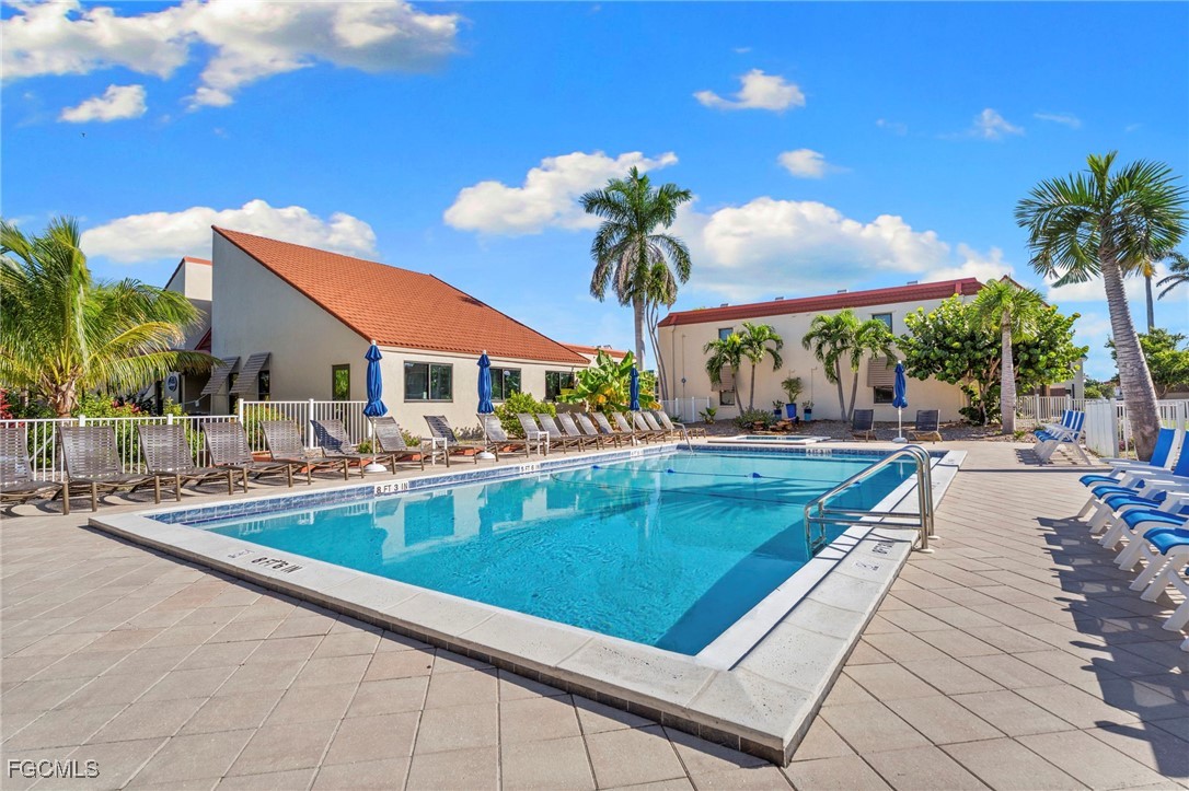 2 Bed Waterfront Home for Sale in Sanibel, FL, $799,000 — photo 41