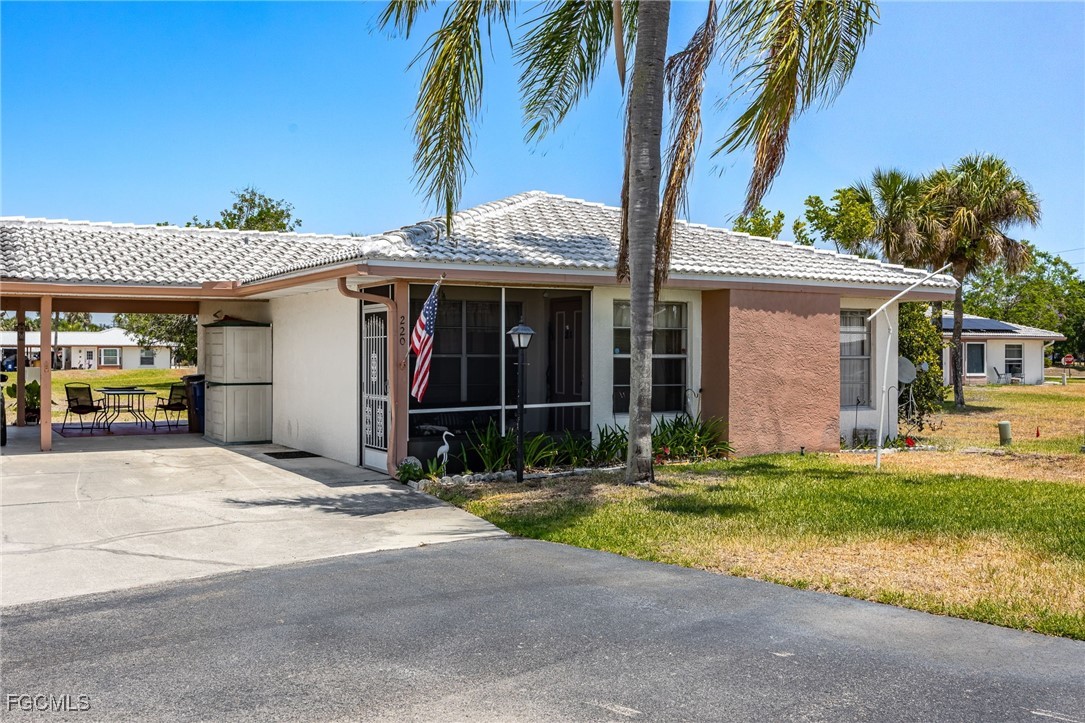 2 Bed Duplex for Sale in Parkwood Villas, FL, $160,000 — photo 41