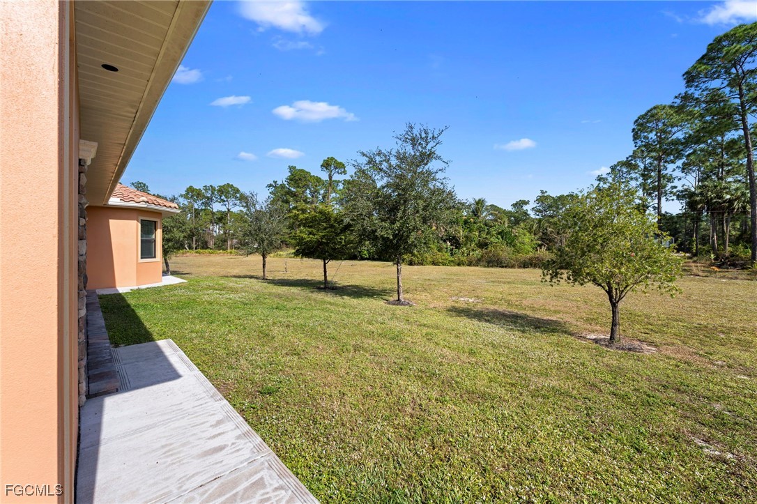 3 Bed SingleFamilyResidence for Sale in Lehigh Acres, photo 41