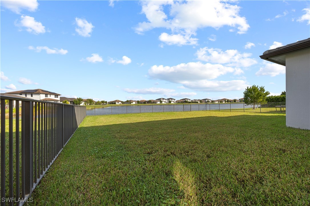 3 Bed Waterfront Home for Sale in Maple Ridge, photo 41