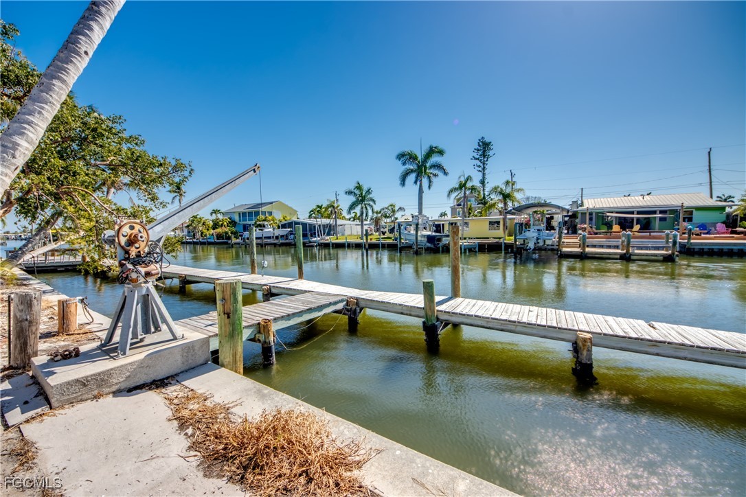 1 Bed Waterfront Home for Sale in Bayview Acres, FL — photo 41