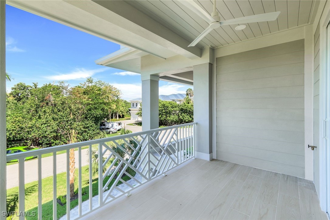 5 Bed Waterfront Home for Sale in Hideaway Beach, photo 41